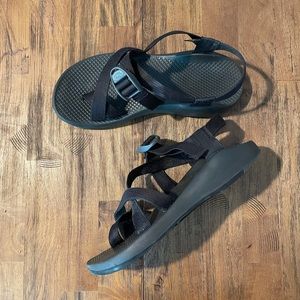 Chaco sandal, Women’s size 9, black